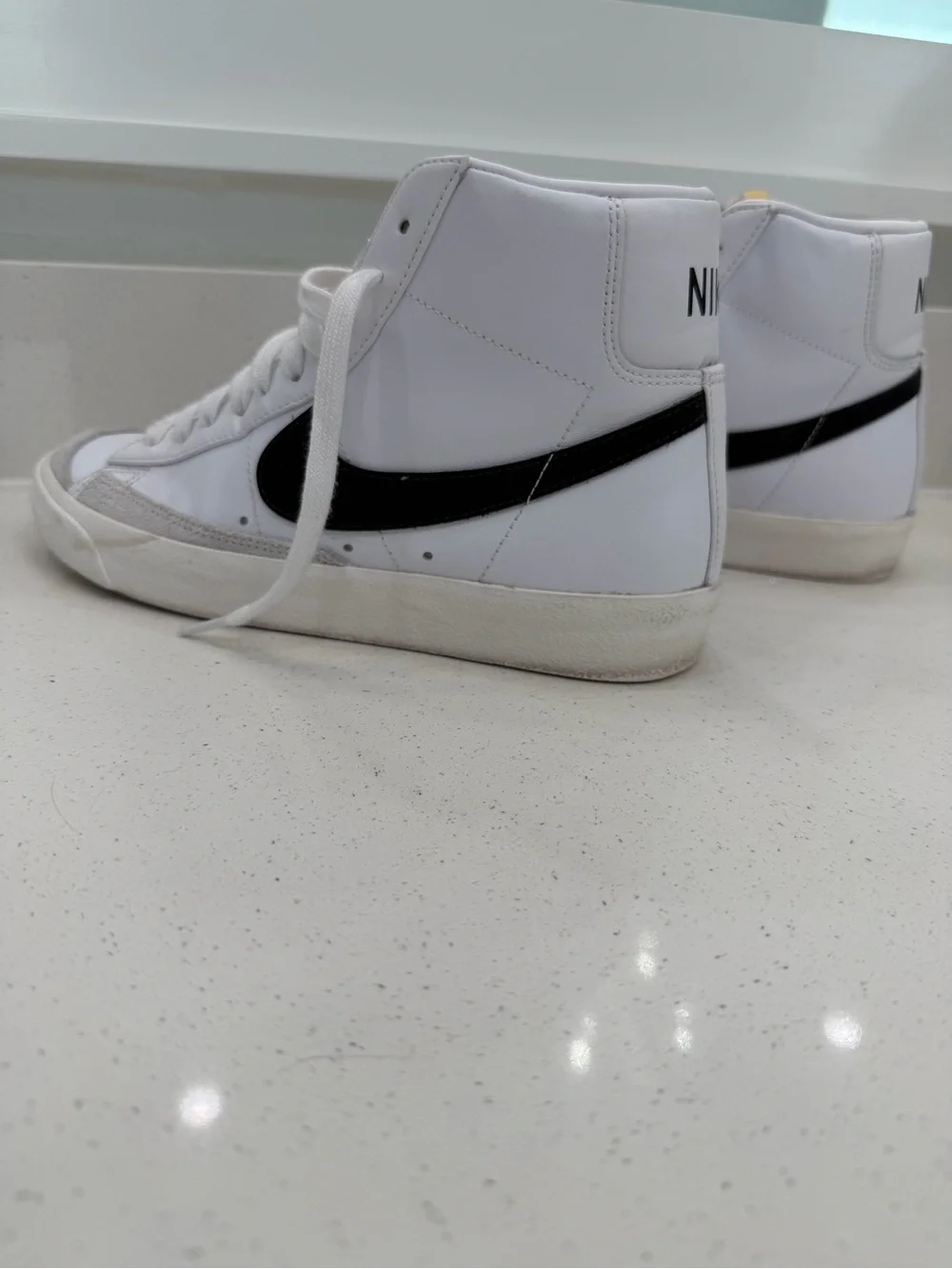Nike blazer mid